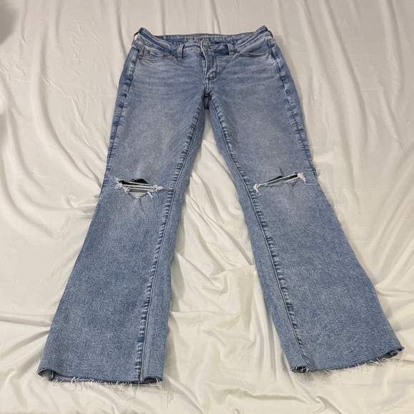 American Eagle Next Level High-Waisted Ripped Skinny Kick Jean. 6 R EUC - Picture 7 of 10